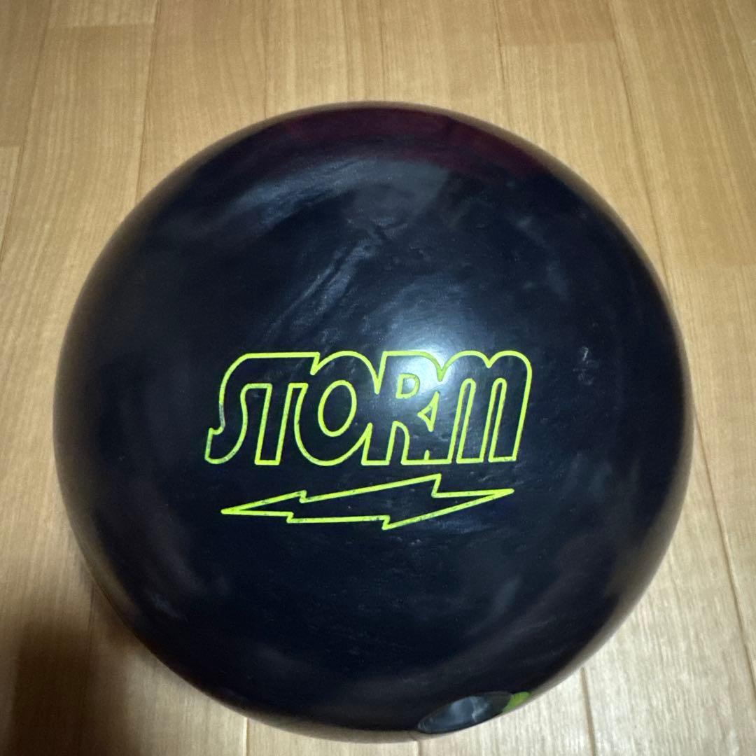 hideLIGHTNING BLACKOUT ボウリングボール 15ポンド