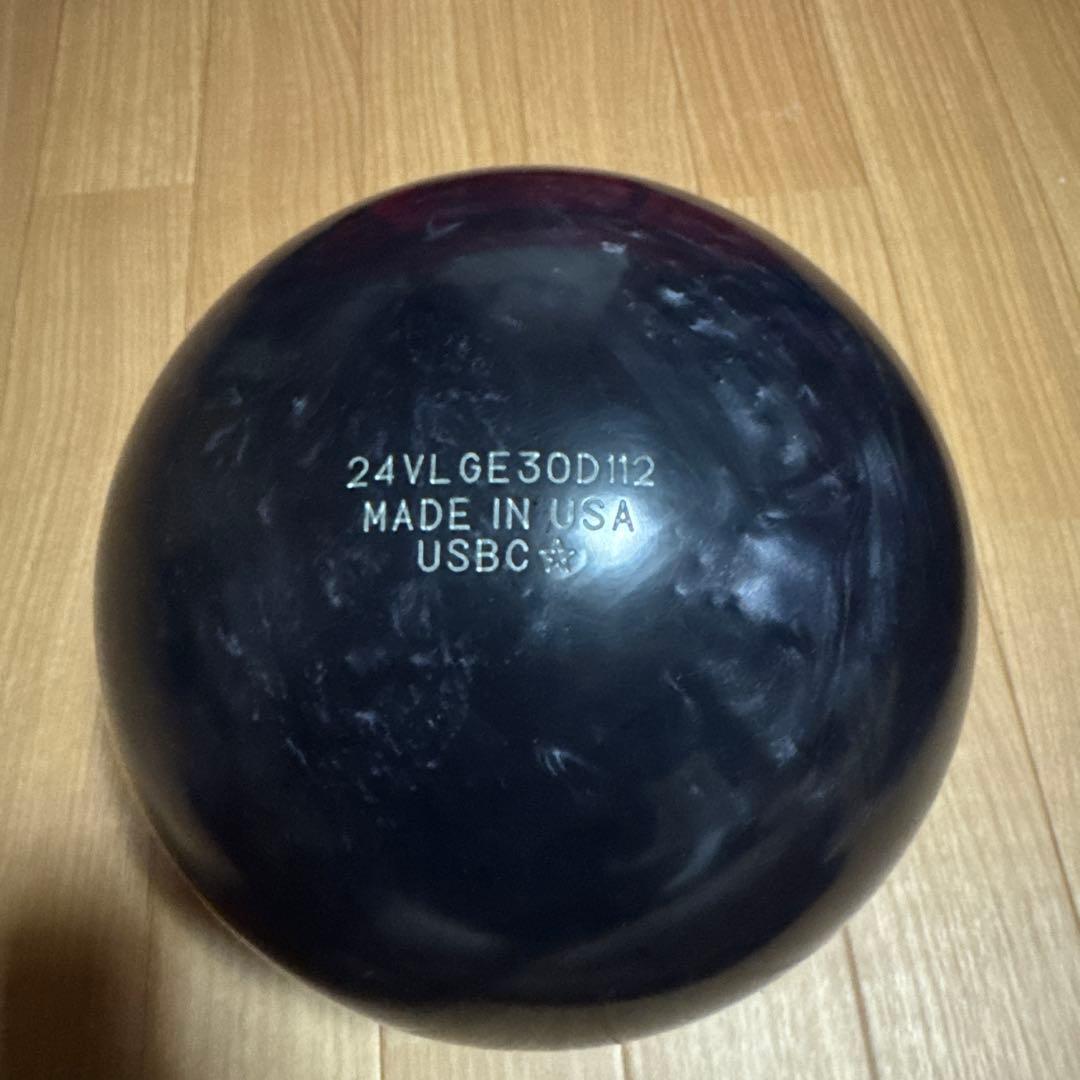 hideLIGHTNING BLACKOUT ボウリングボール 15ポンド