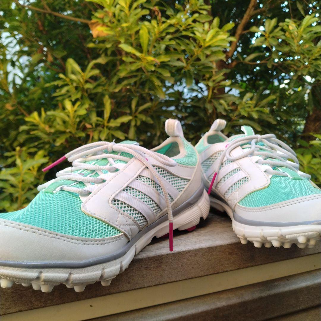 アディダス　新品　レディースゴルフシューズ　超軽量412g　遠征　ミントグリーン