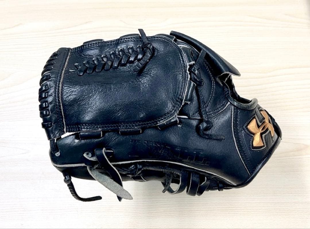 アンダーアーマー 金子千尋モデル 硬式 投手用グローブ 左用