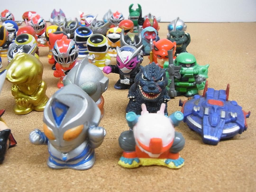 指人形　戦隊　ゴジラ　ドロンジョ　ガンダム　ウルトラマン