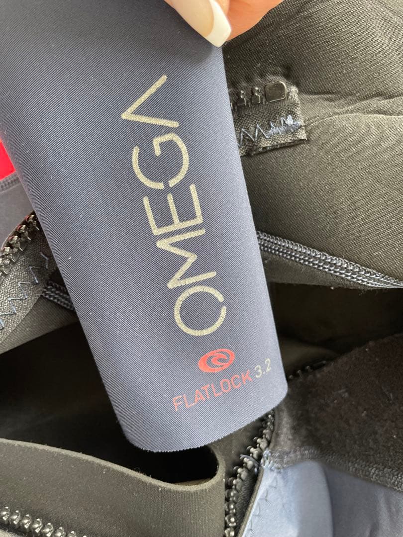 リップカール　ウェットスーツ