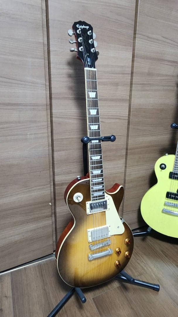 Epiphone レスポール サンバースト