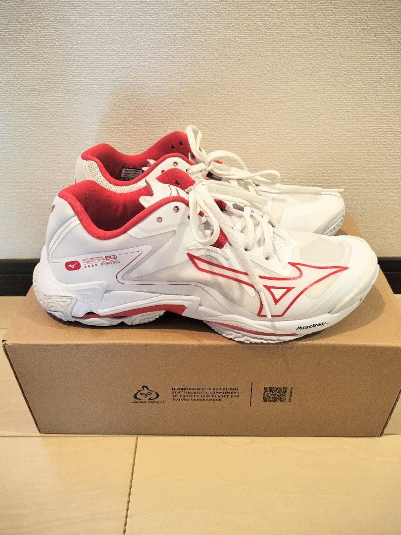 Mizuno ウェーブライトニング Z8 バレーボールシューズ 25cm