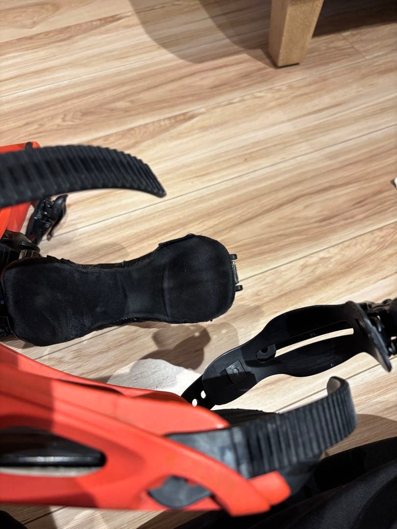 FLUX RK M/Lスノボビンディング オレンジ　グラトリ