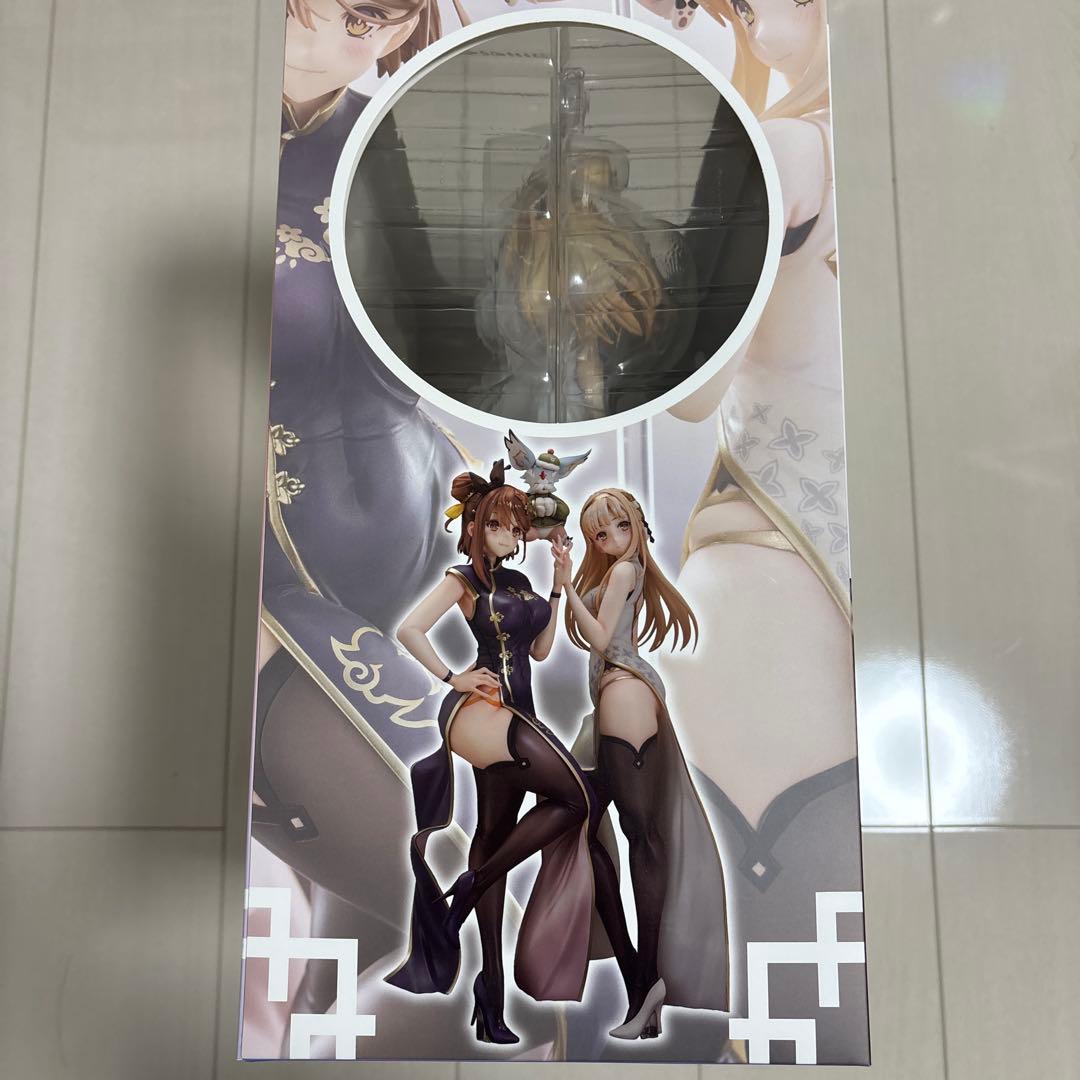 ライザのアトリエ2 失われた伝承と秘密の妖精ライザ＆クラウディア チャイナドレス