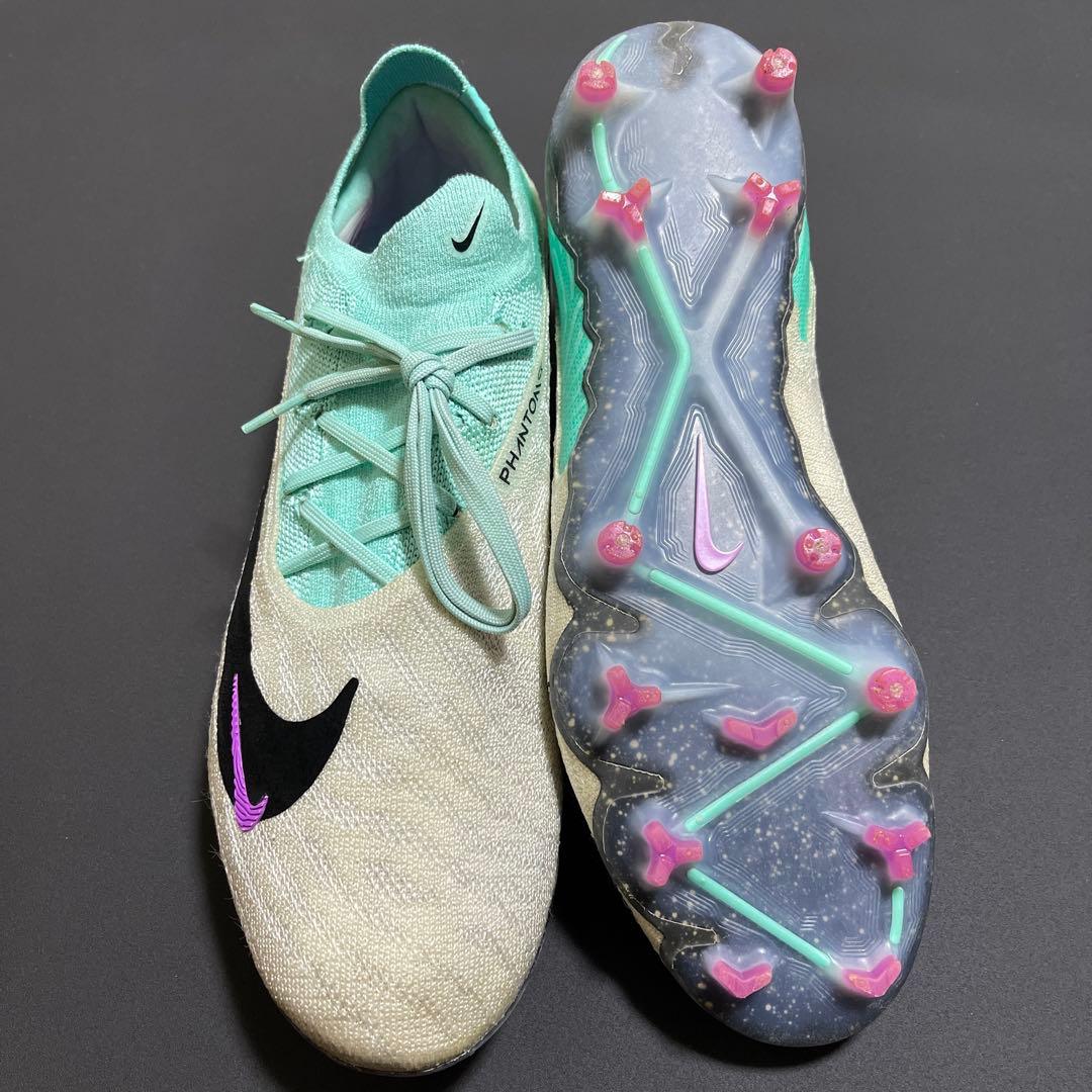 NIKEファントムGX FG 27CM
