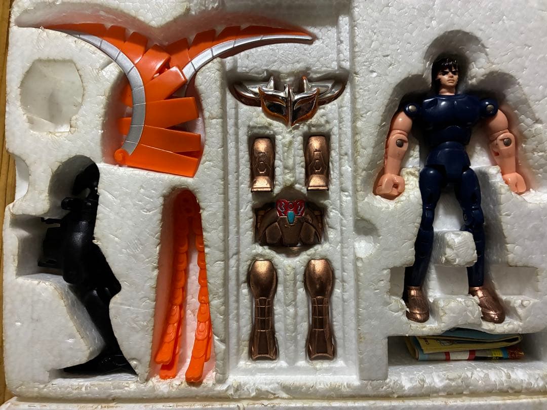 聖闘士聖衣大系 フェニックスクロス、ブラックフェニックスクロス 欠品あり