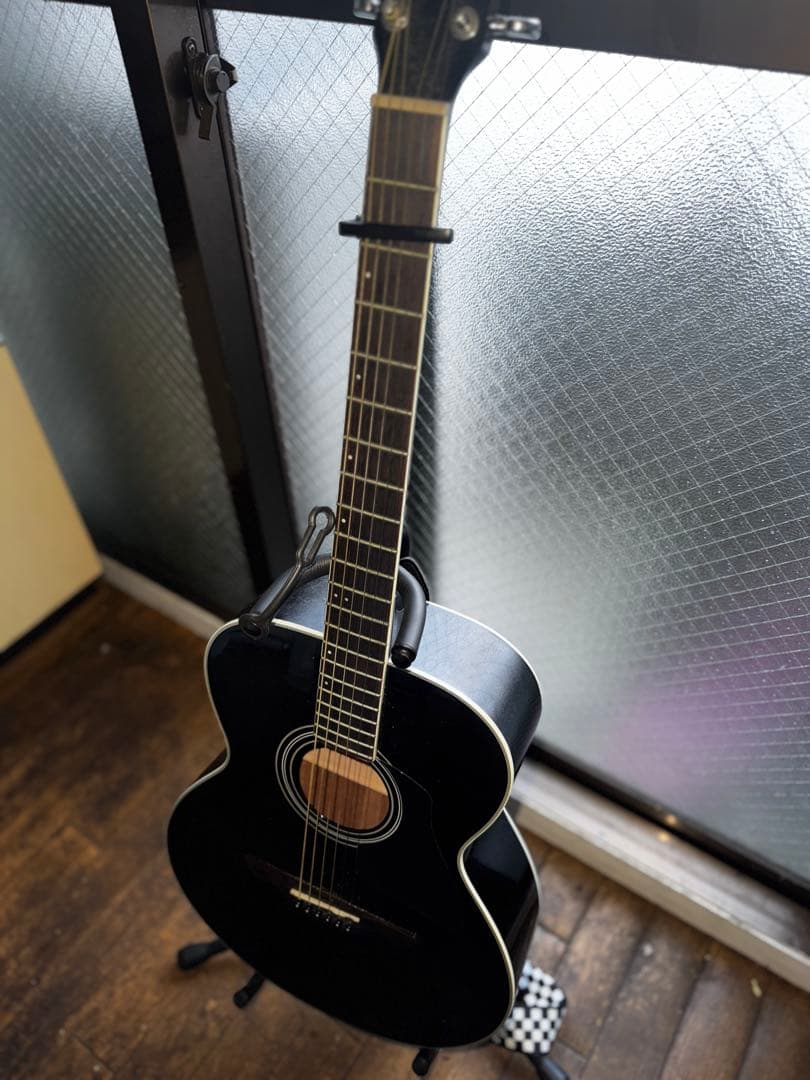 ブラック アコースティックギター