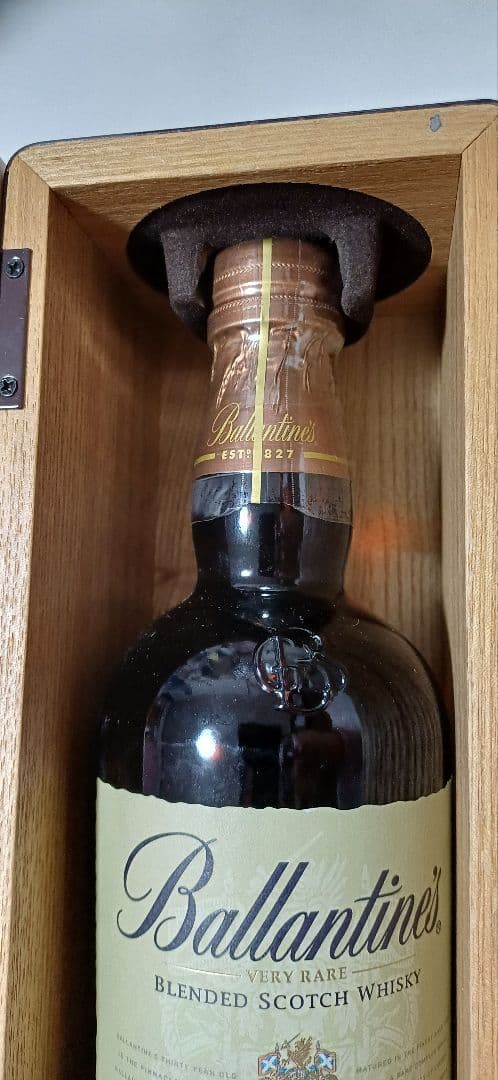 Ballantine's 30年 ウイスキー 木箱入り　バランタイン３０年