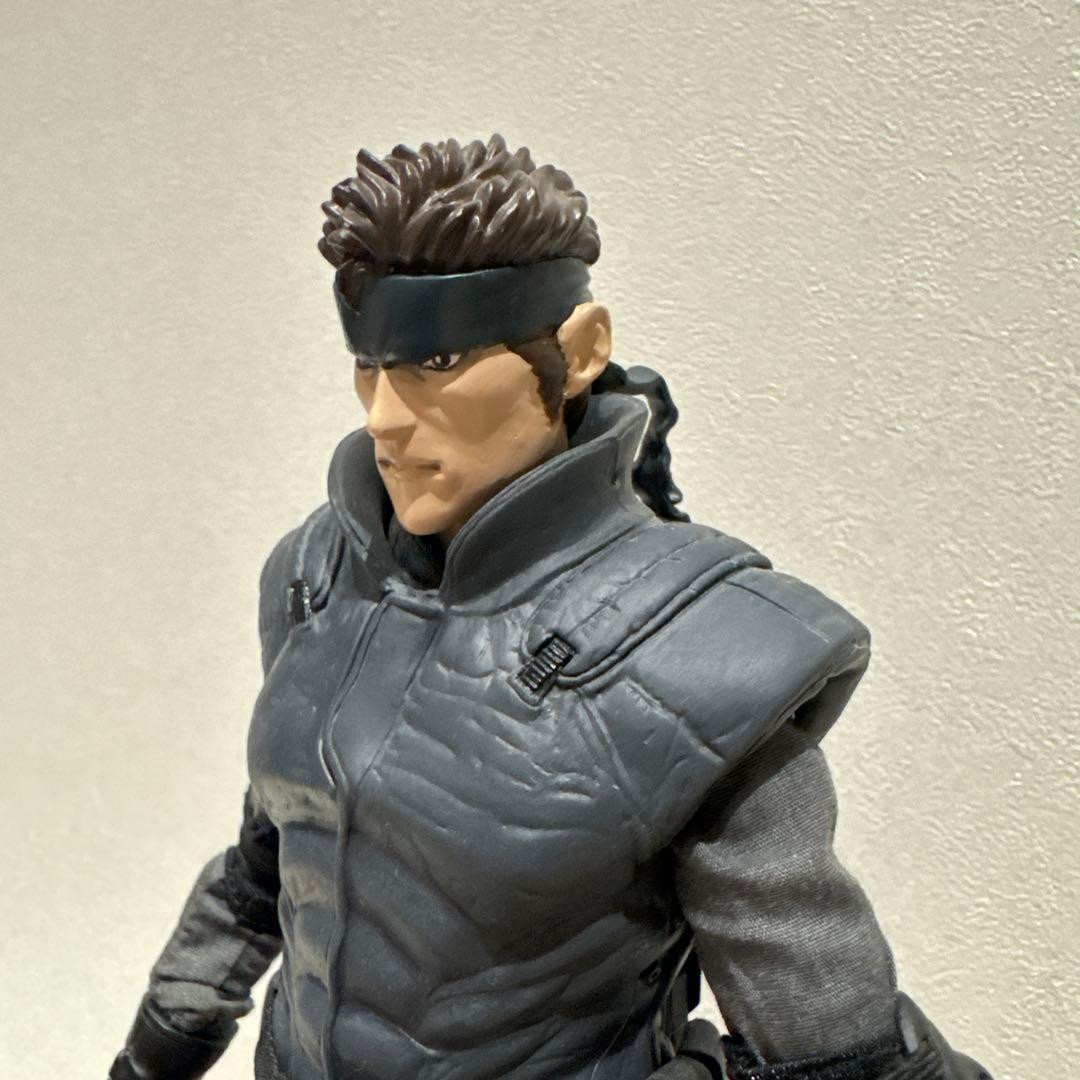 MGS スネーク メタルギアソリッド ソリッドスネーク カスタムフィギュア