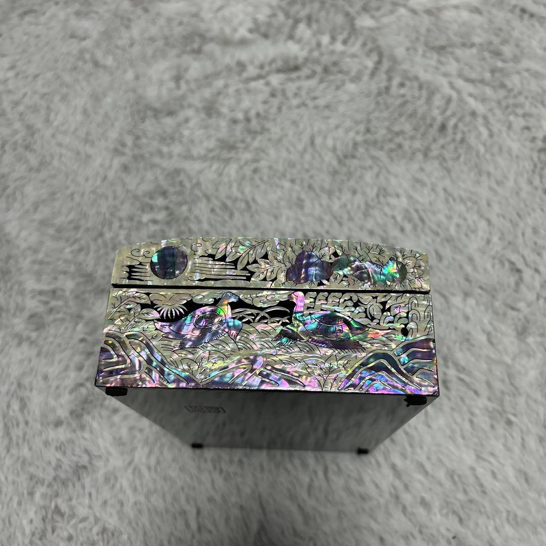 成官鎬印 螺鈿細工 蝶花唐草松鶴亀鹿図　ジュエリーケース　鏡　宝石箱