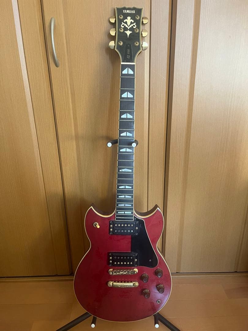 SG1300 エレキギター