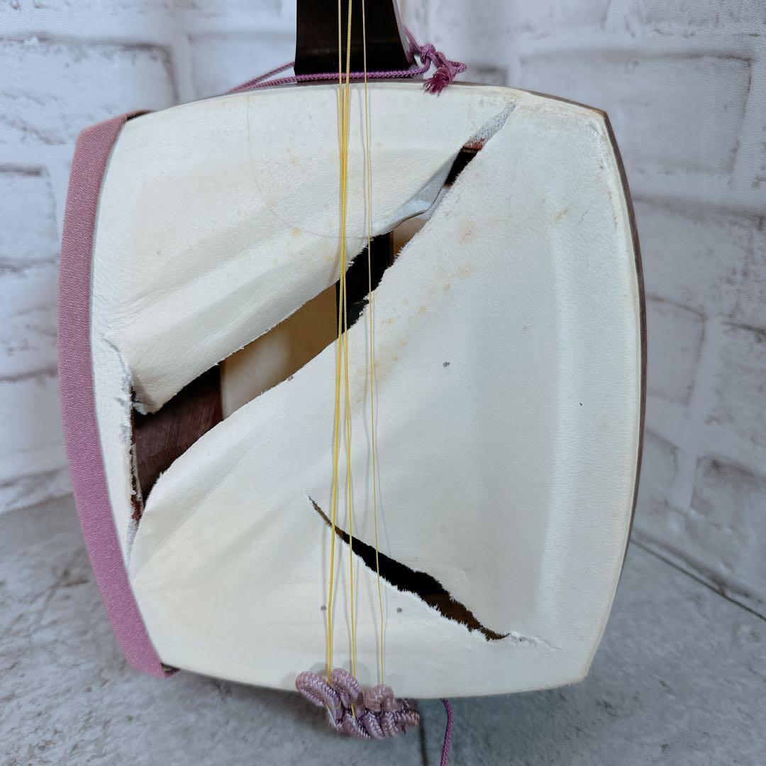 紫檀 子持ち綾杉 三味線 花梨 丸打胴 二本セット スタンド付　和楽器　現状品