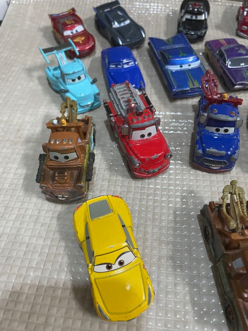 カーズ トミカ ミニカー まとめ売り　25台