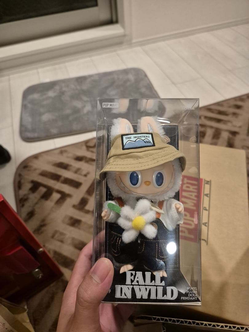 LABUBU THE MONSTERS FALL IN WILD ぬいぐるみ