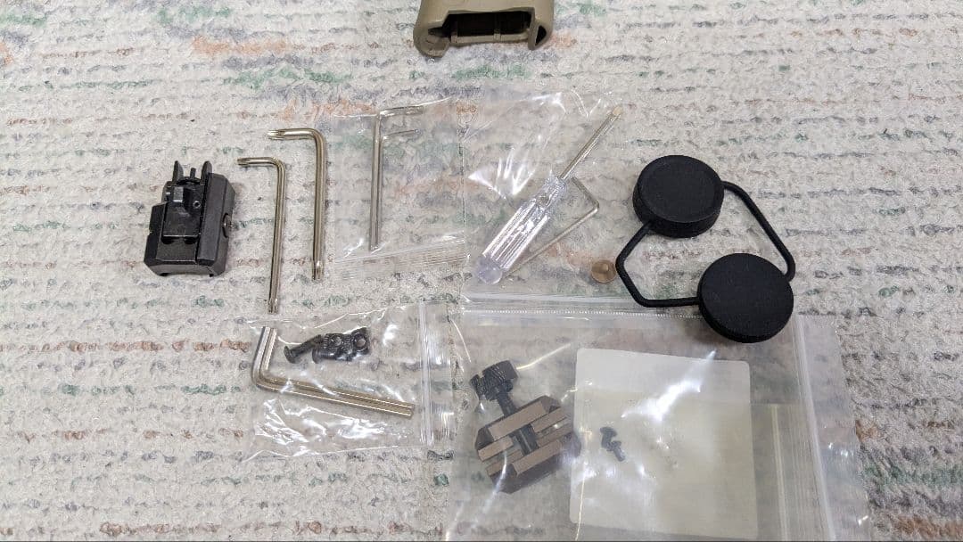 ゆうか旦那　MP7A1　ガスブローバック　タンカラー　Co2　外部ソース