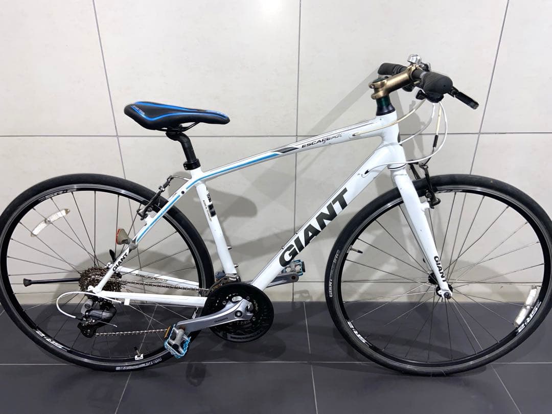 giant escape rx3 クロスバイク　ジャイアント　エスケープr3