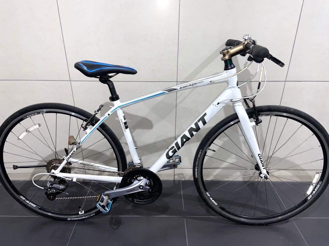 giant escape rx3 クロスバイク　ジャイアント　エスケープr3