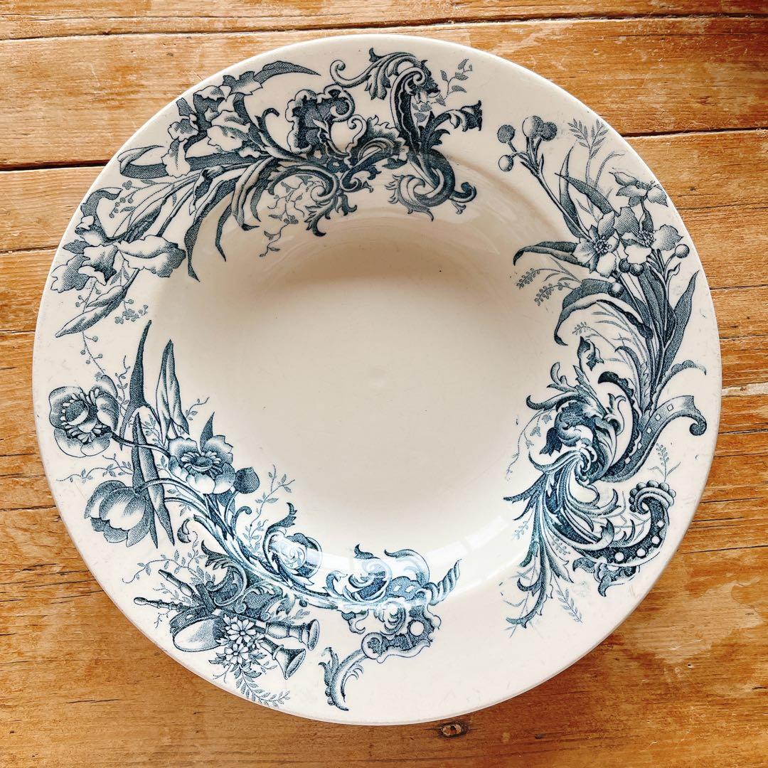 リュネビルK&G 美しい花柄のスーププレート