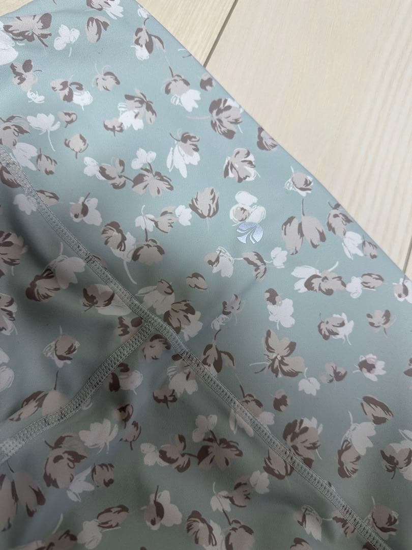 LAVA❤️ヨガウェア❤️美品❤️上下セット❤️グリーンL❤️