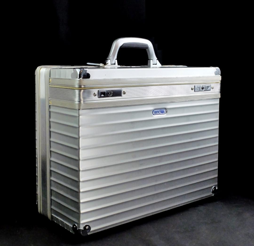 リモワ 907.20アルミ二ウム『コンビ・パイロットケース』 31L 美品・鍵付