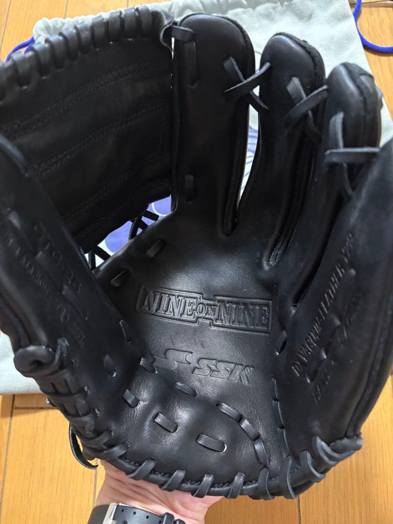 ＳＳＫ硬式野球グローブ 黒 新品未使用　訳あり