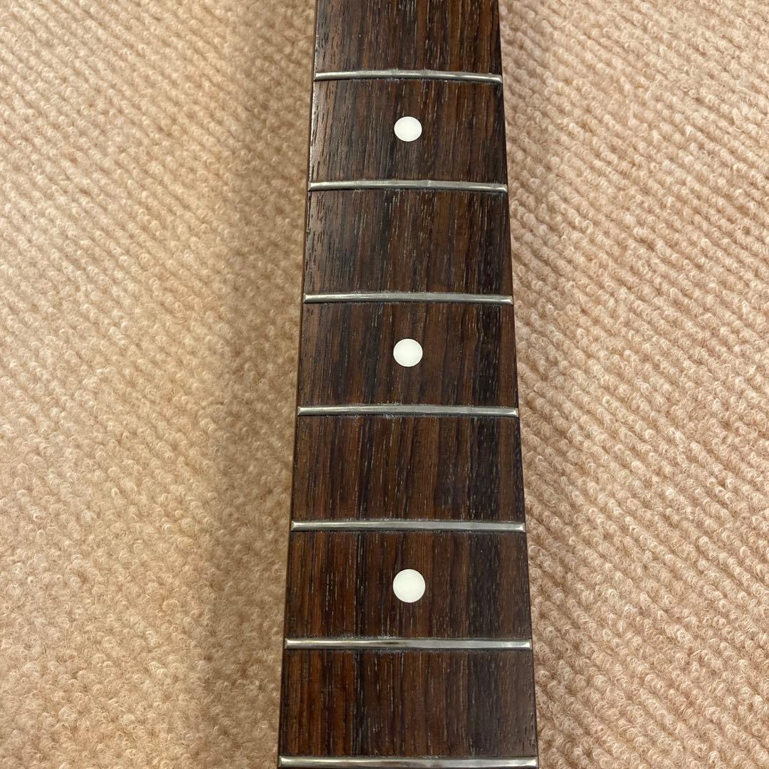 Stratocasterタイプ　ホワイト