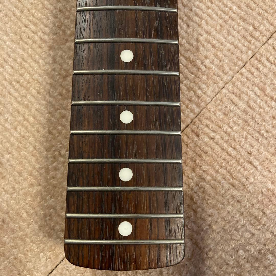 Stratocasterタイプ　ホワイト