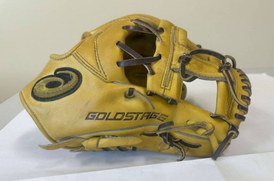 アシックス　GOLD STAGE 軟式グローブ イエロー