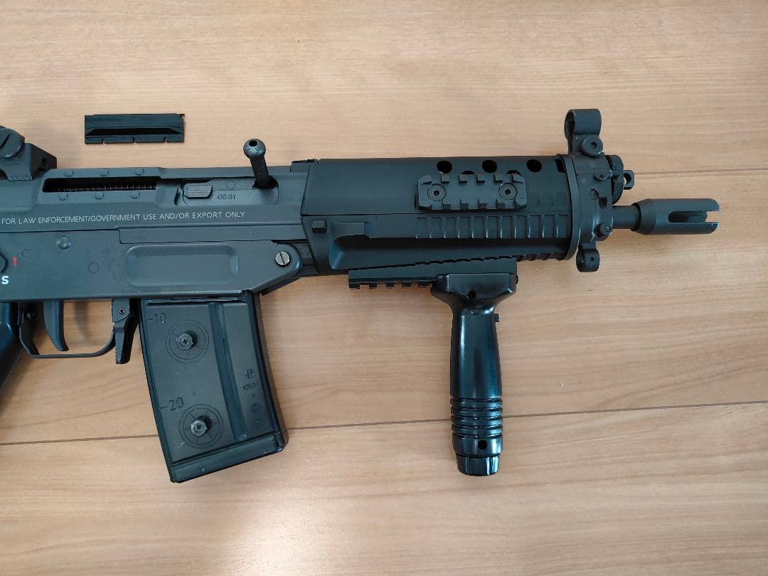 東京マルイ SIG SG552 SEALs スタンダード電動ガン 装備セット