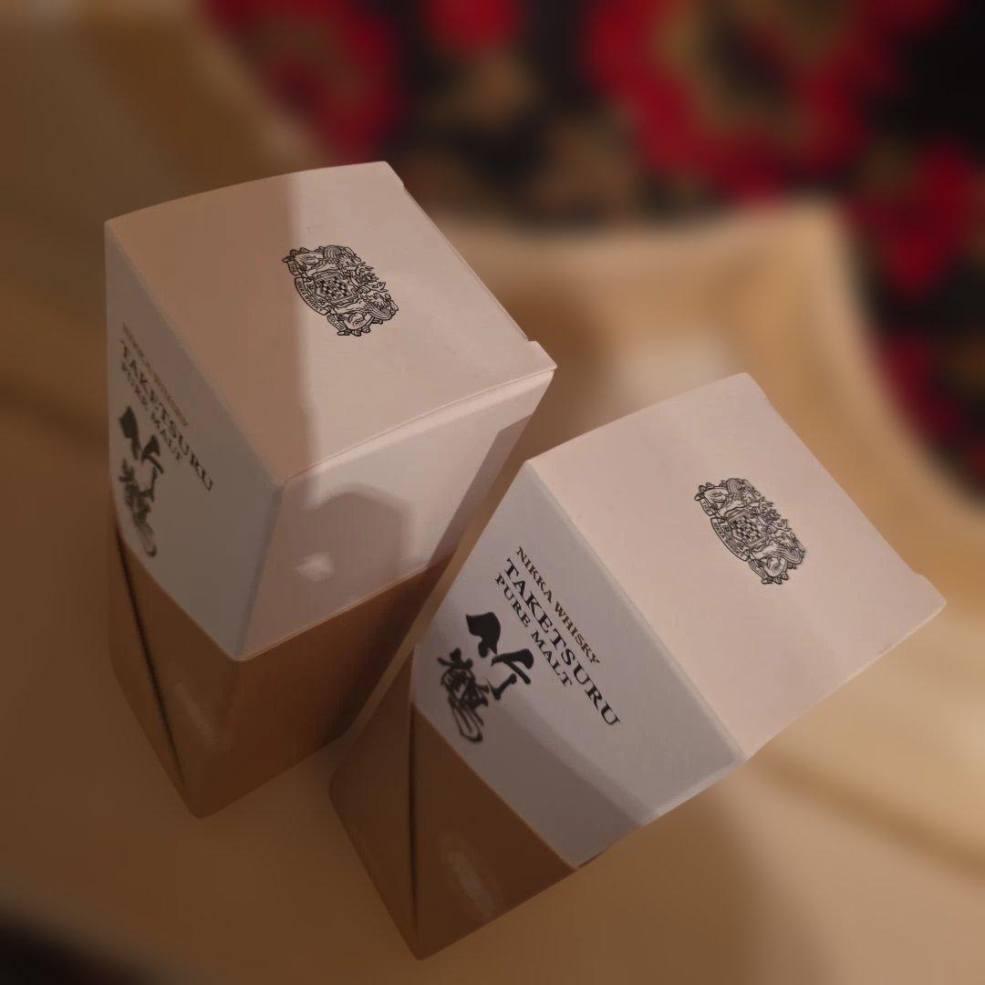 [入手困難] ( NIKKA ) 竹鶴 ピュアモルト< 新品商品> 2本 !