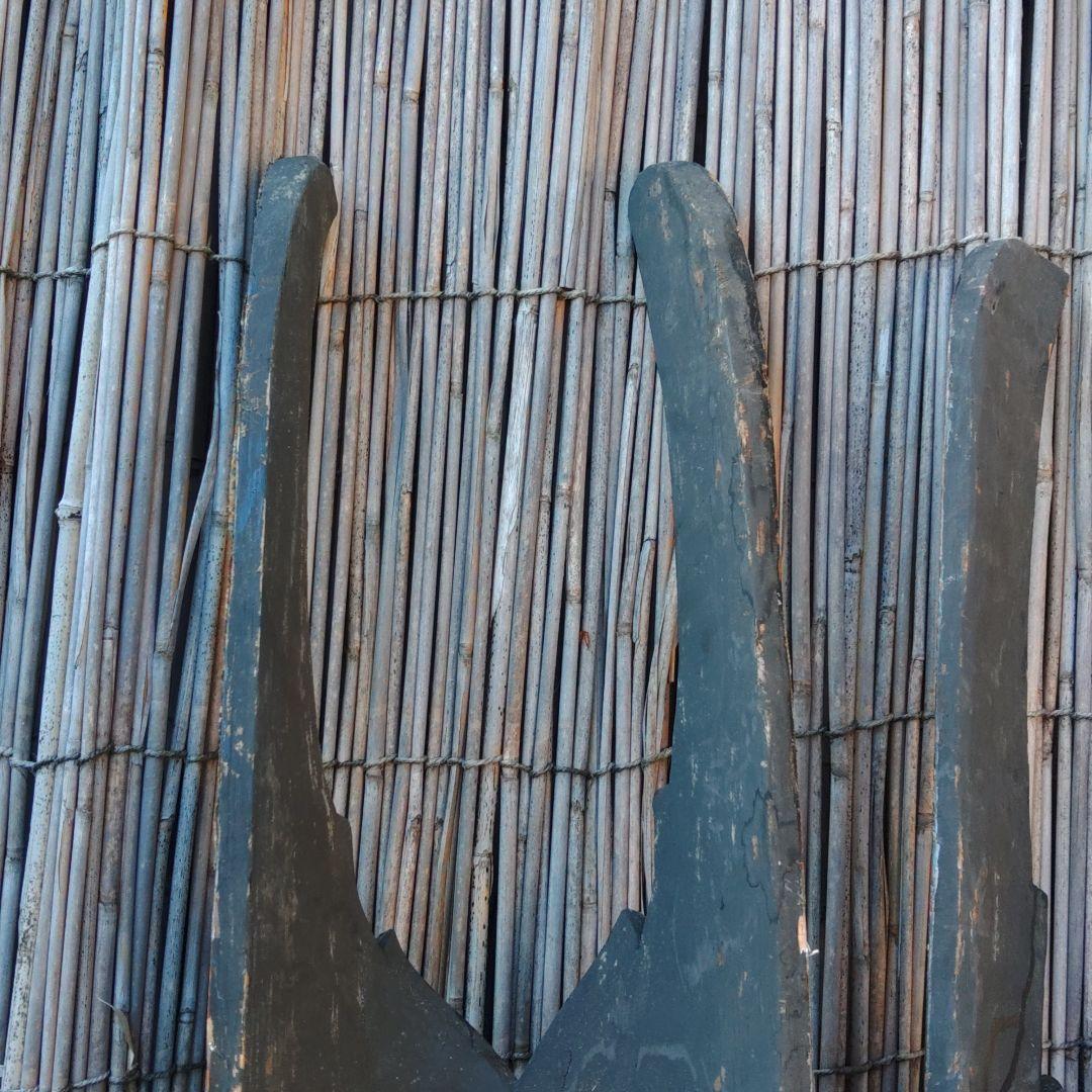 木彫面　壁掛けオブジェ　狐人面　木製　布装飾　民芸品