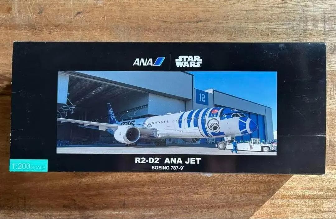 全日空商事｜B787-9｜STAR WARS / スターウォーズ　R2-D2