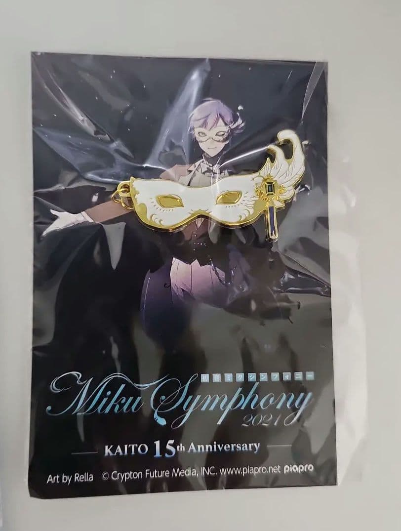 KAITO 初音ミクシンフォニー　KAITO15th　マスクブローチ