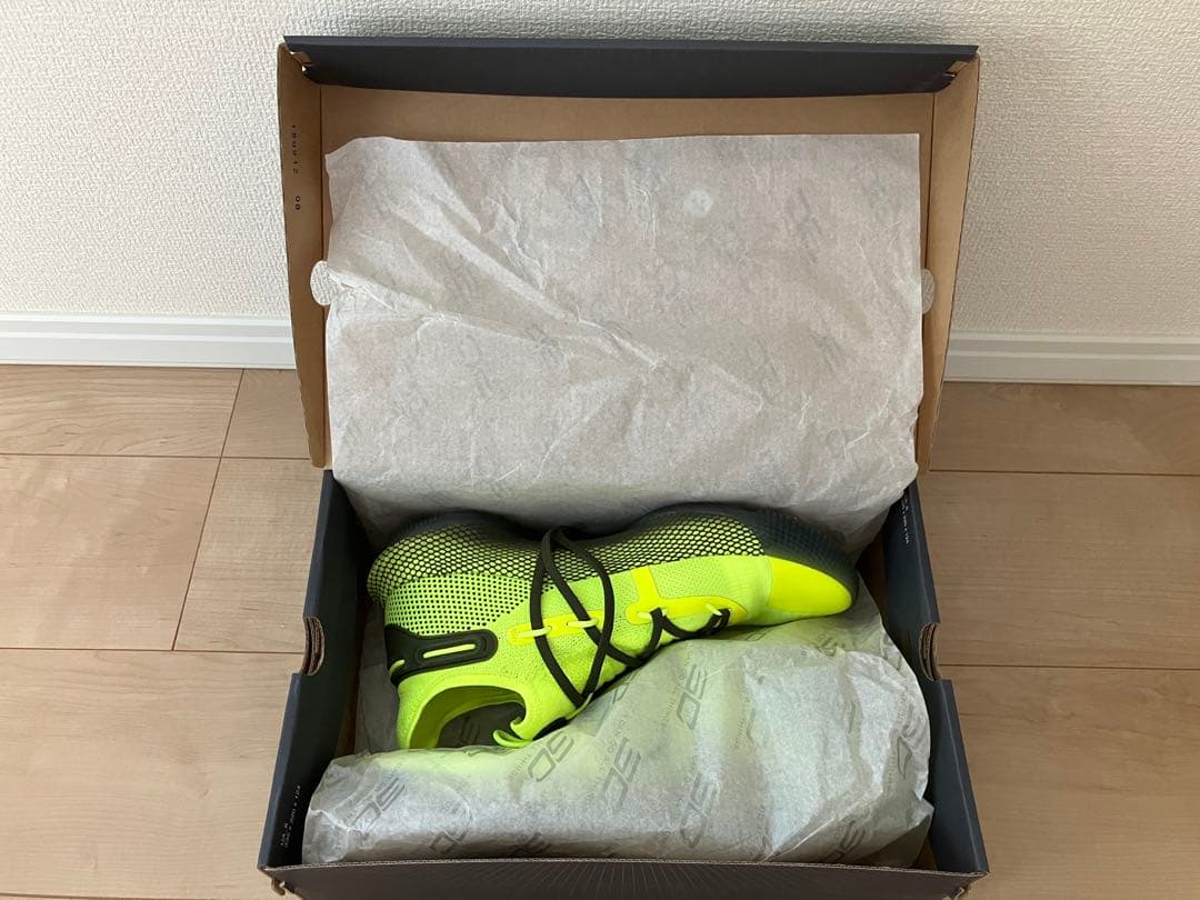 カリー6 Curry 6 Coy Fish all star着用