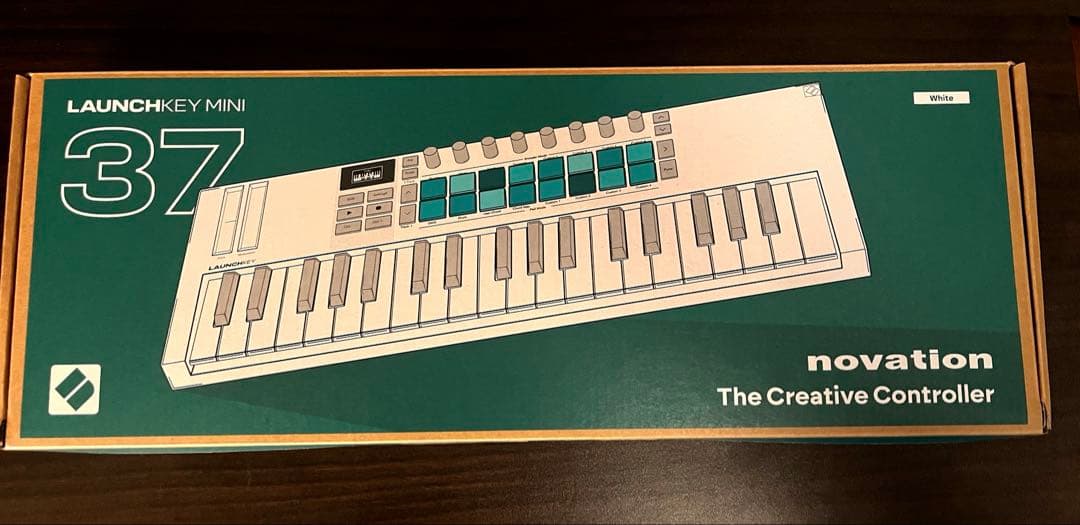 DTM・DAW Novation Launchkey mini37 mk4 White