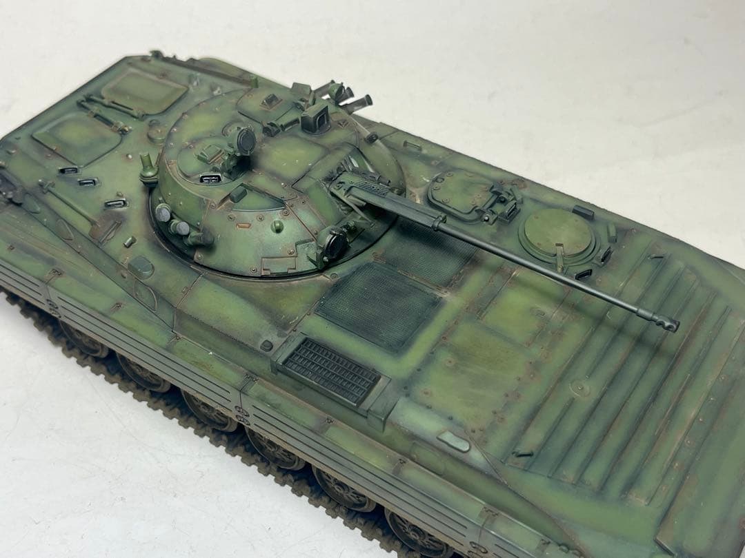 ドラゴン 1/35 BMP-2歩兵戦闘車　（完成品）