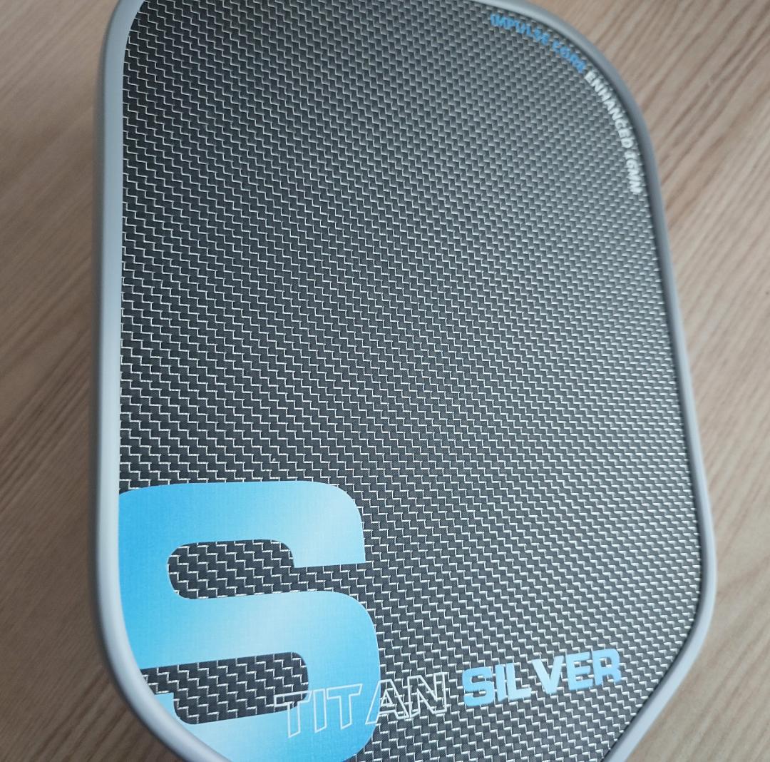 ピックルボール パドル チタン 生カーボンファイバ シルバー