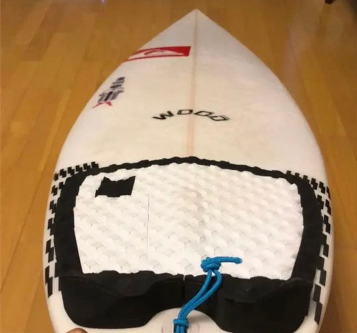 美品中古☆ トラビスロギー本人ボード 5.8 プロボード サーフボード