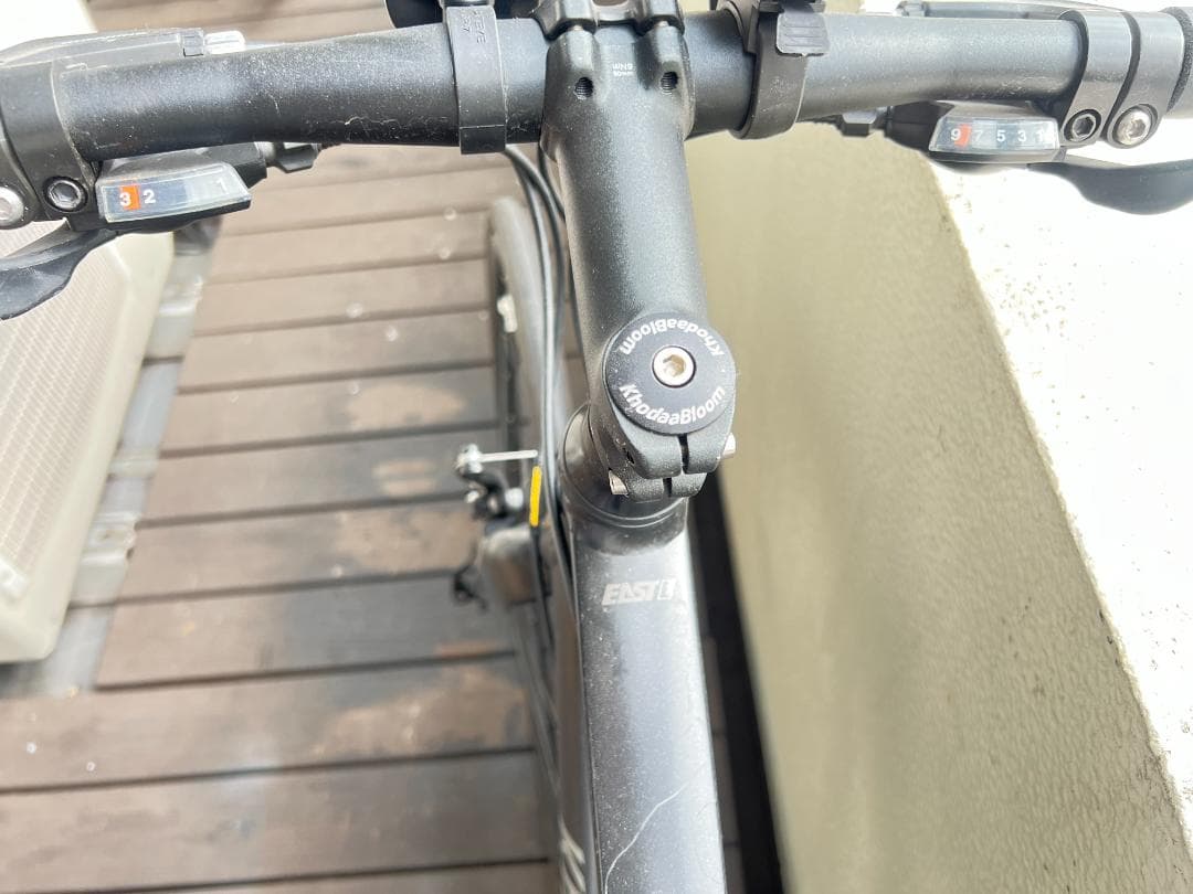 KHODABLOOMクロスバイクRAIL L 440Mシマノ２４段変速 引取専用