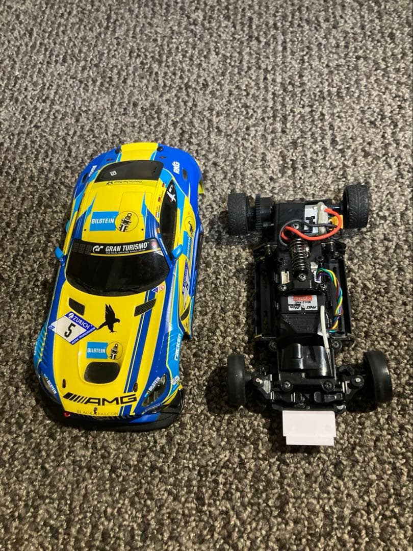 ミニッツ　メルセデス　ベンツ　電池付き