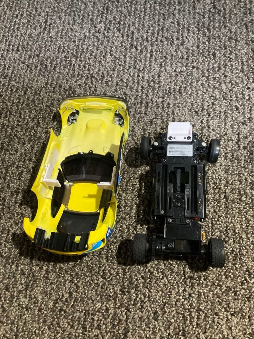 ミニッツ　メルセデス　ベンツ　電池付き