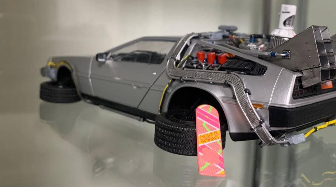 バックトゥザフューチャ一II デロリアン1/24