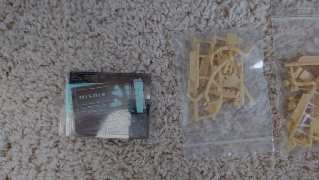 タミヤ スカイライン GT-R R34 と ホビーデザイン RB26 のセット