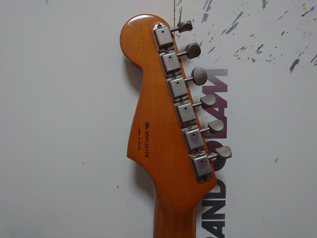 シェルピンクのストラトキャスター（フェンダーメキシコ）