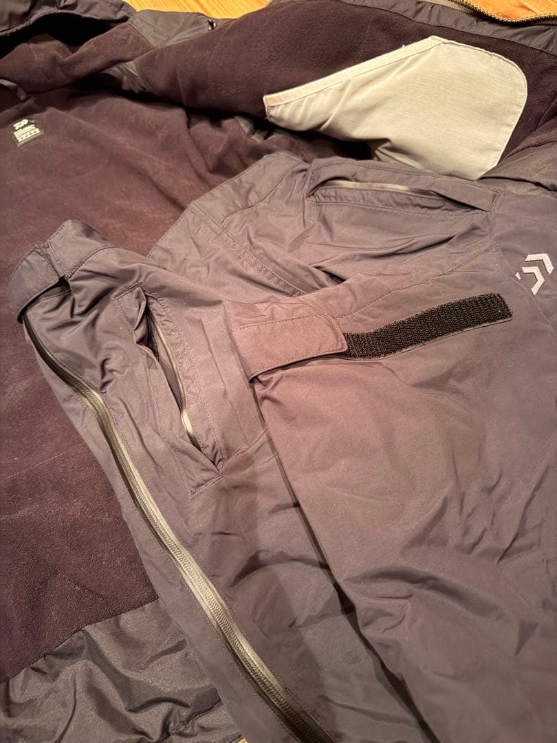 ダイワ　DW-3223 レインマックス サイドオープンウィンタースーツ M