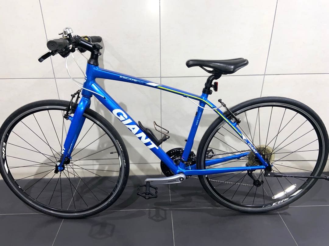 美品！giant escape rx3クロスバイク　ジャイアント　エスケープr3