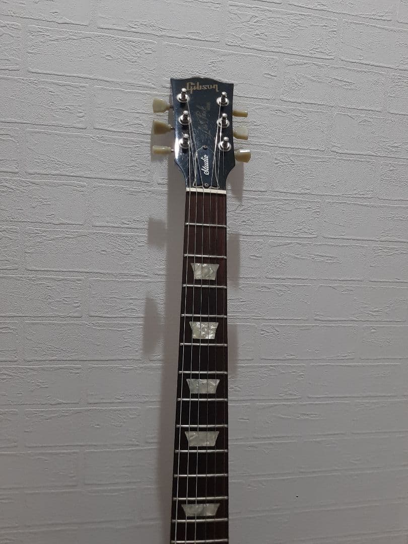 ギター gibson lespaul studio cherry sunburst