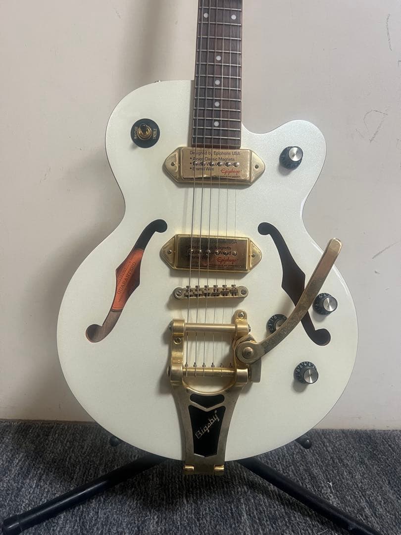 Epiphone エピフォン セミアコ wildkat PW